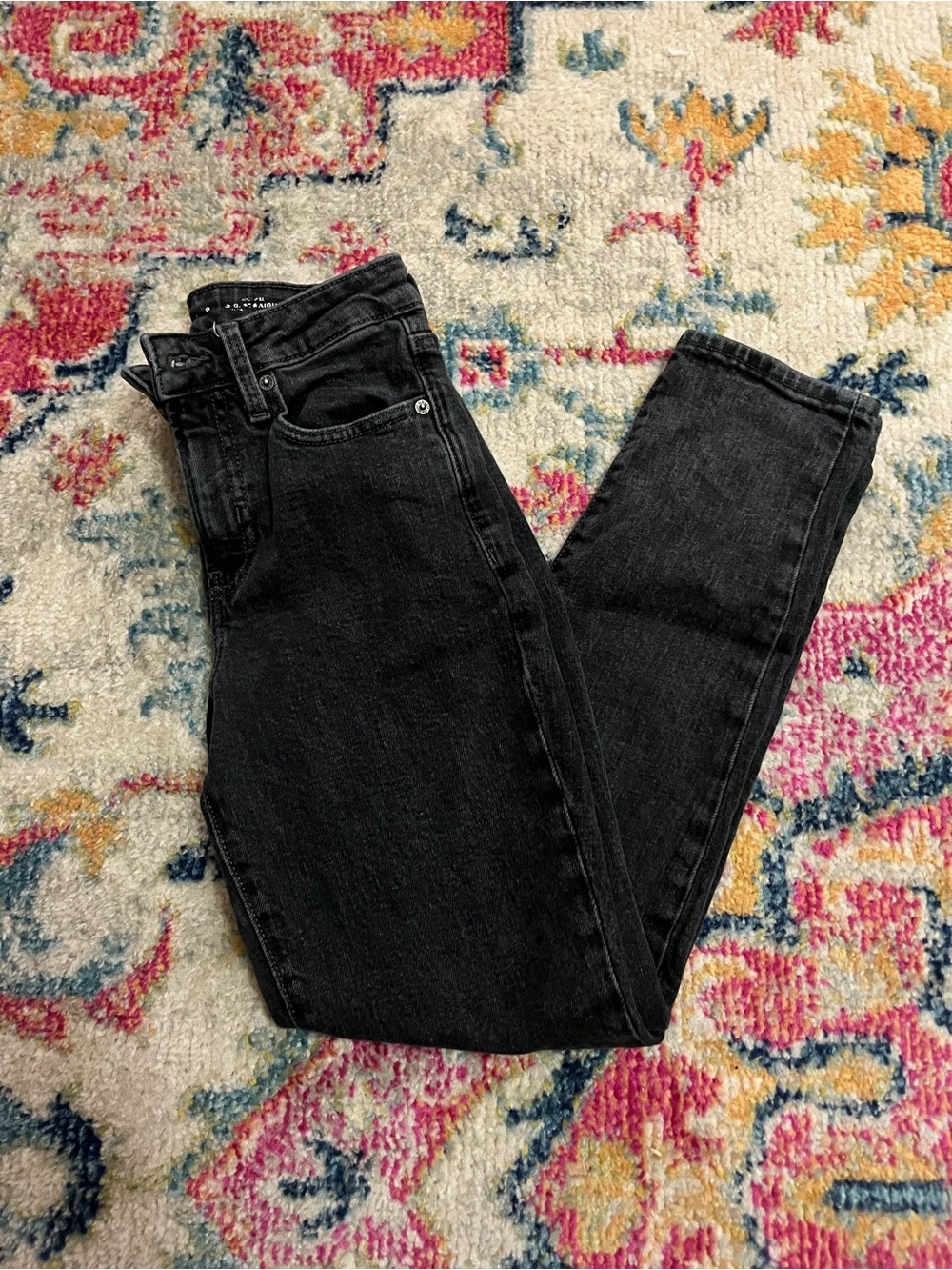 Old Navy High-Rise Black Straight Jeans